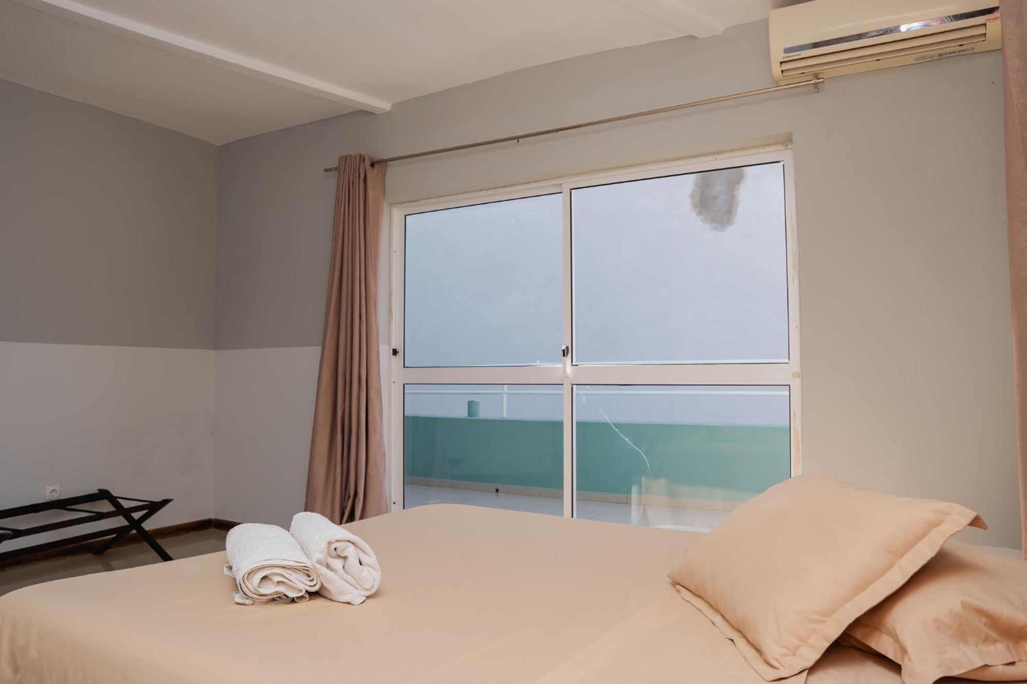 Praia Guest House Eksteriør bilde
